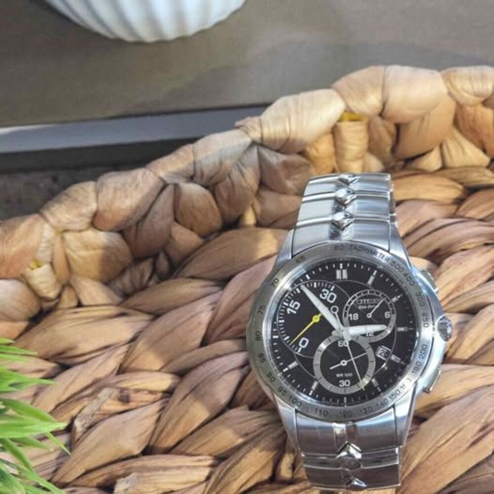 Citizen Eco-Drive Calibre 5700 Chronograph Watch - Picture 2 of 9